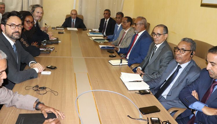 وزير العدل يستقبل وفدا من صندوق النقد الدولي